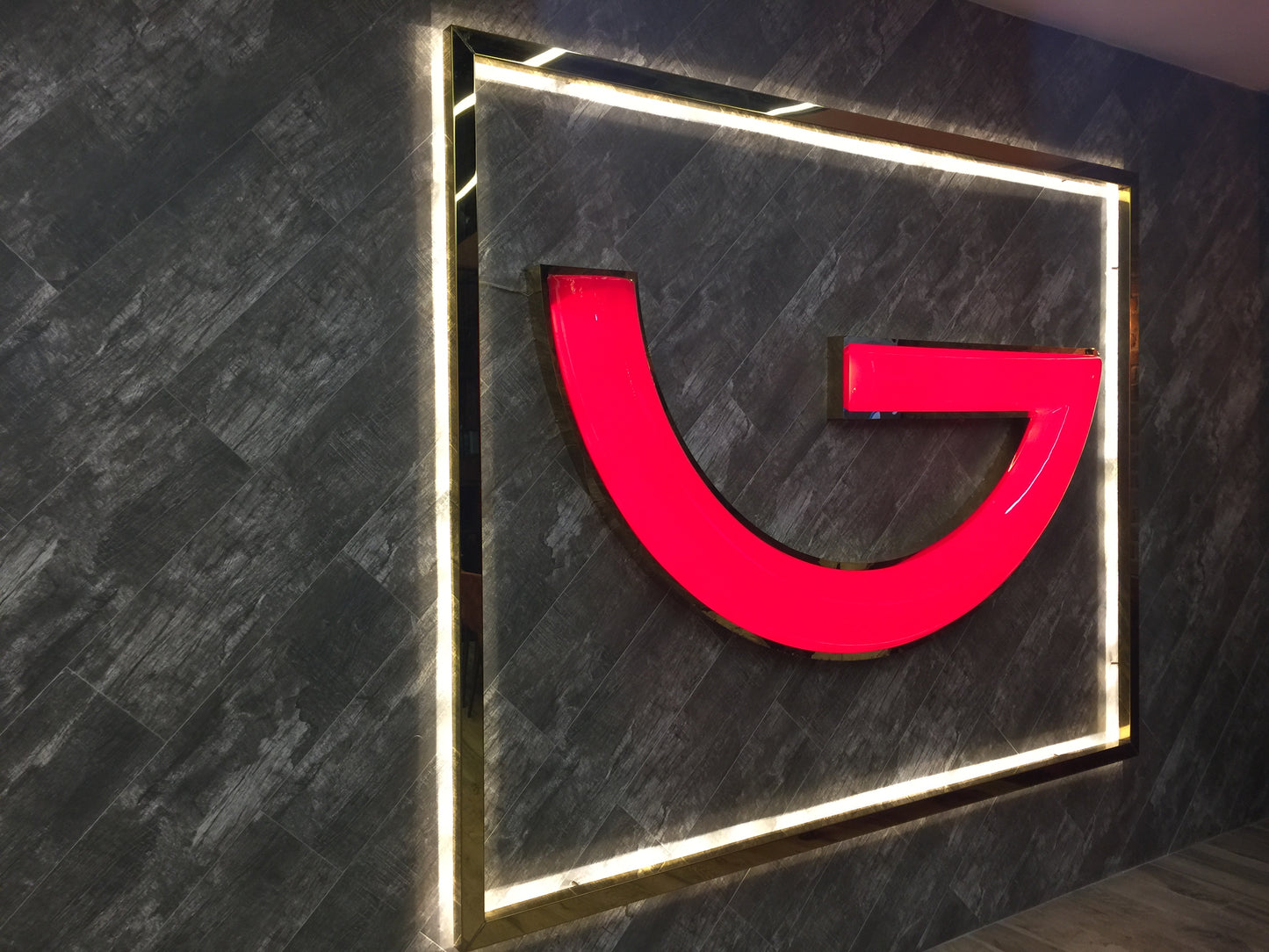 Beyzade Restoran Dış Cephe Aydınlatma  Kurumsal Tabela Uygulaması | Yunus Emre Atayay