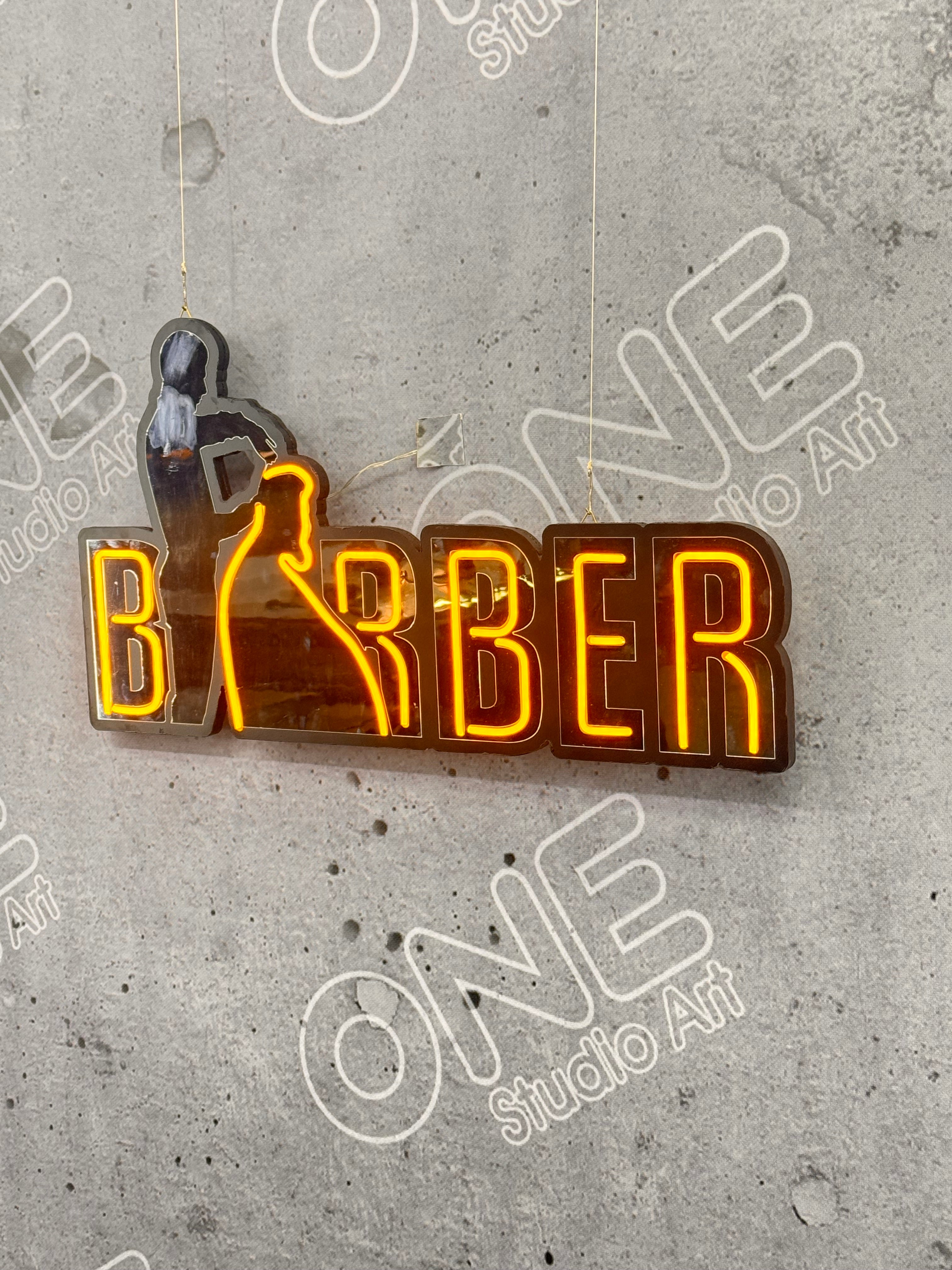 Berber Saç Kesen Neon Led Tabela