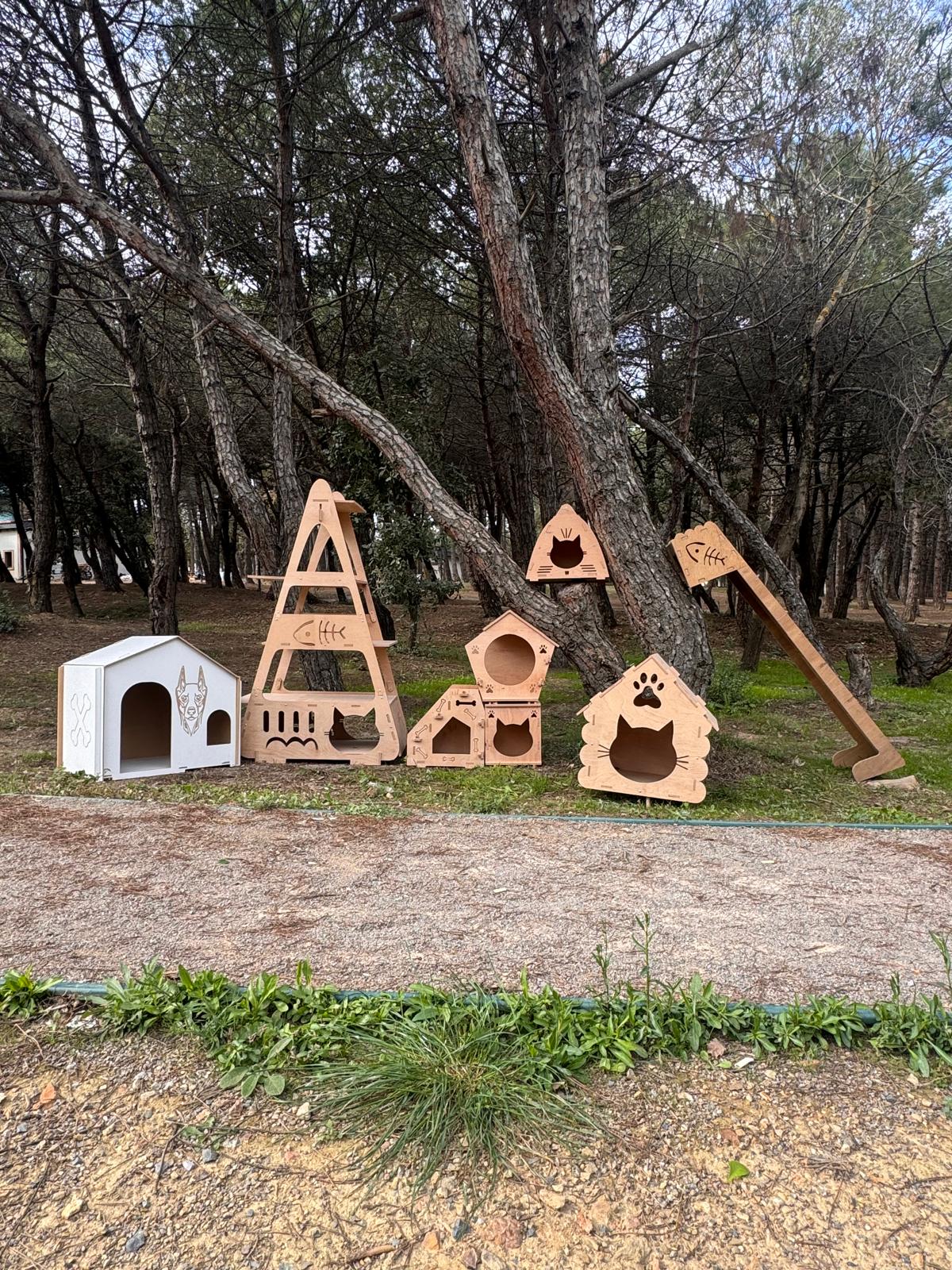 Demonte Marin Kedi Evi: Pratik Taşıma ve Montaj İmkanı